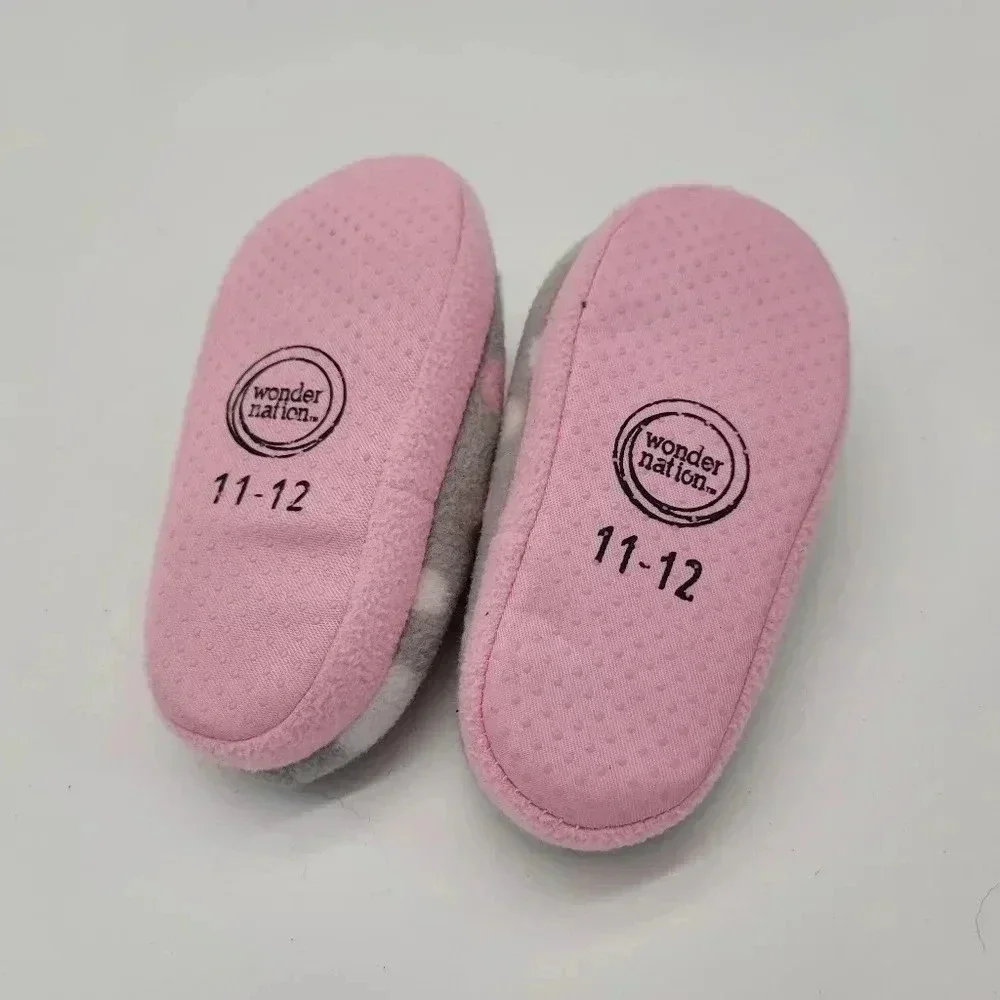 Wonder Nation Girls Gray & Pink Polka Dot Slippers Pom Pom House Shoes Girl